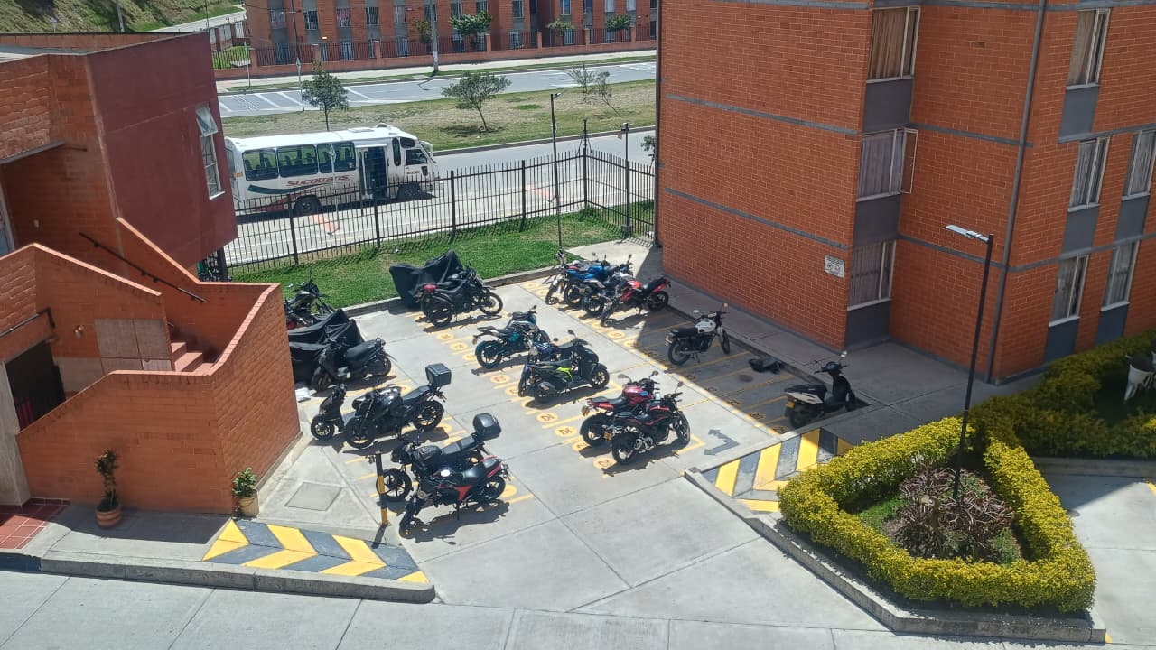 26-16 APARTAMENTO EN VENTA CONJUNTO LA EVOLUCION HOGARES SOACHA