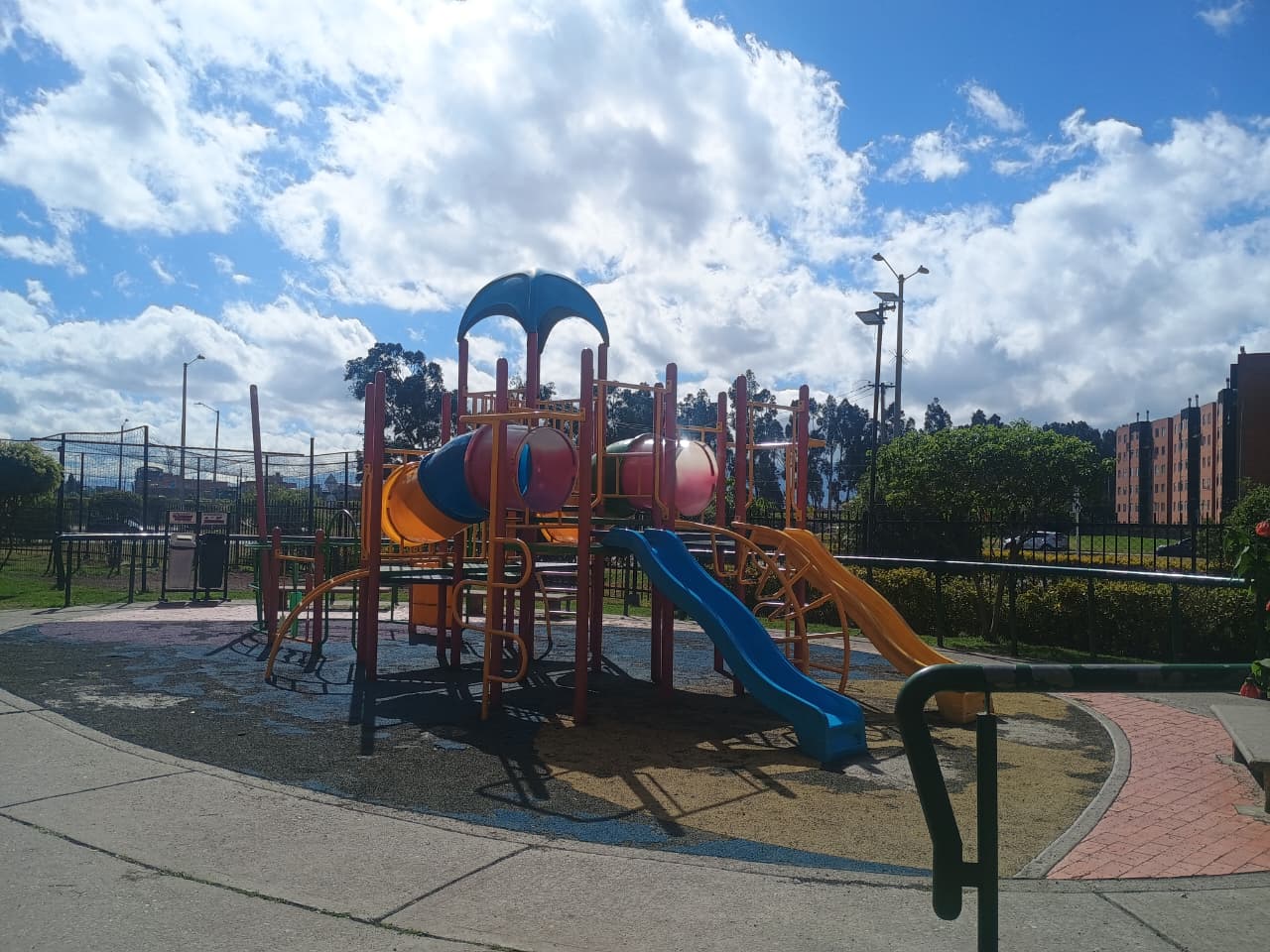 26-24 APARTAMENTO EN VENTA CIUDAD VERDE